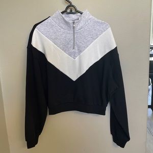 H&M divided LARGE Modern sweater